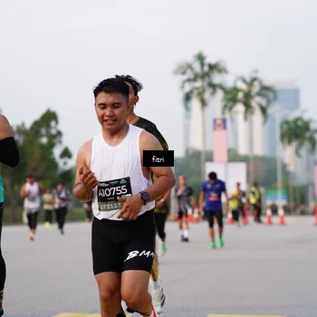 Runner Photo 6336242