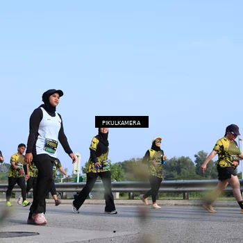 Runner Photo 6336253