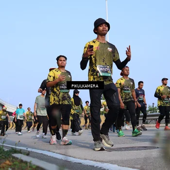 Runner Photo 6336321