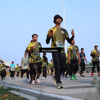 Runner Photo 6336324
