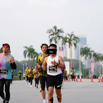 Runner Photo 6336355