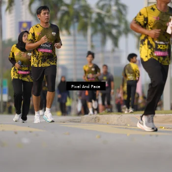 Runner Photo 6336375