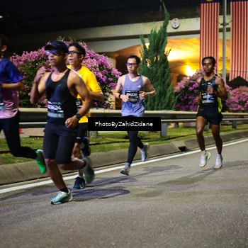 Runner Photo 6336384