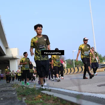 Runner Photo 6336416
