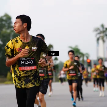 Runner Photo 6336420