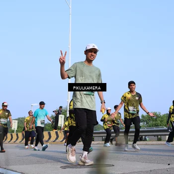 Runner Photo 6336447