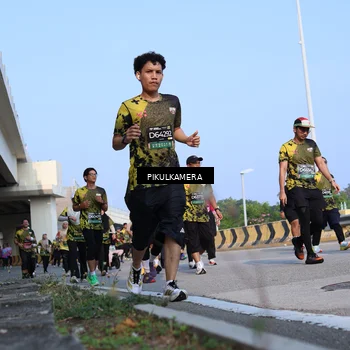 Runner Photo 6336454
