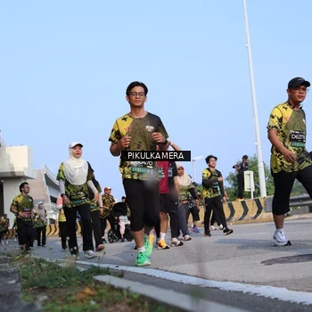 Runner Photo 6336466