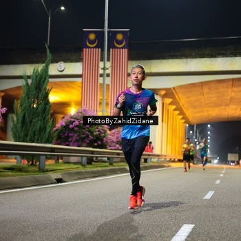 Runner Photo 6336468