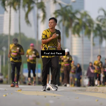 Runner Photo 6336478