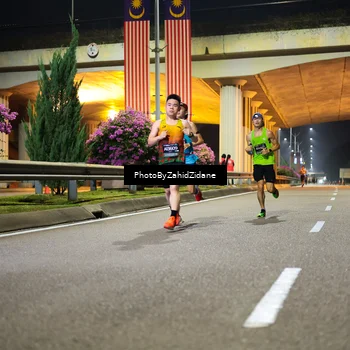 Runner Photo 6336545