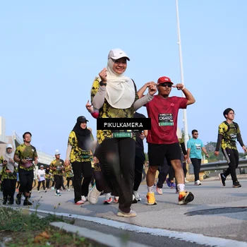 Runner Photo 6336554
