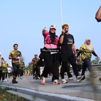 Runner Photo 6336558