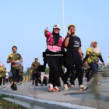 Runner Photo 6336572