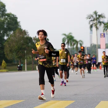 Runner Photo 6336597