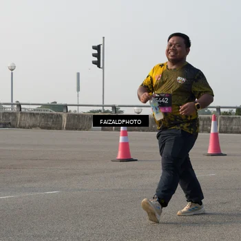 Runner Photo 6336625