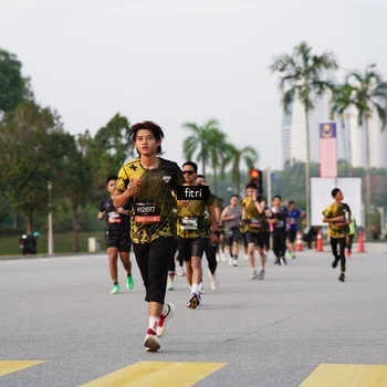 Runner Photo 6336667