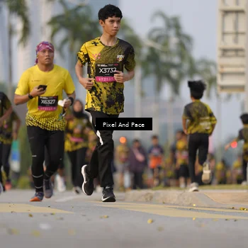 Runner Photo 6336668