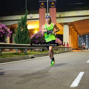 Runner Photo 6336671