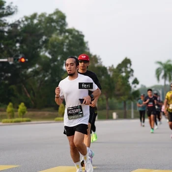 Runner Photo 6336752