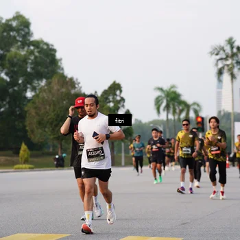 Runner Photo 6336793