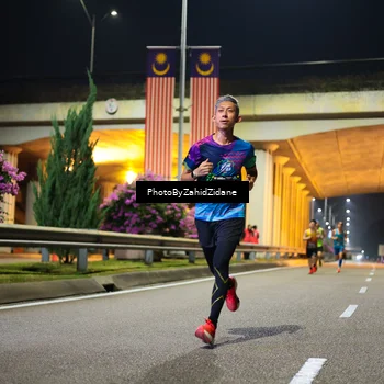 Runner Photo 6336851