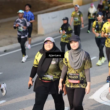 Runner Photo 6336855