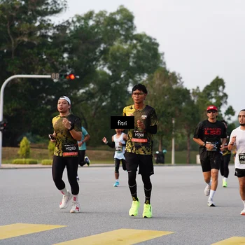 Runner Photo 6336971