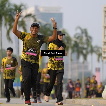 Runner Photo 6337040
