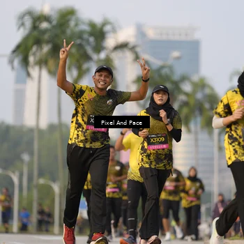 Runner Photo 6337106