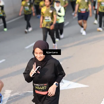 Runner Photo 6337110