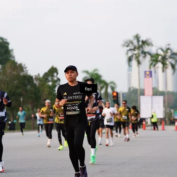 Runner Photo 6337111
