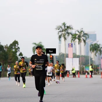 Runner Photo 6337200