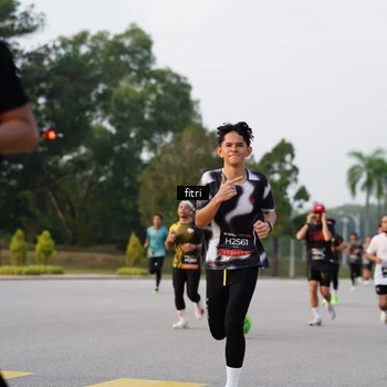 Runner Photo 6337214