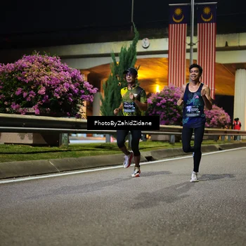 Runner Photo 6337353