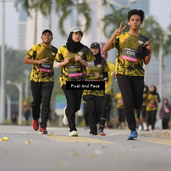 Runner Photo 6337370