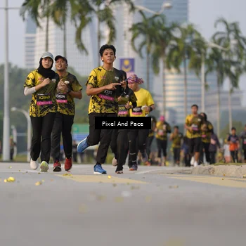 Runner Photo 6337448