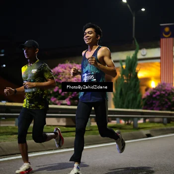 Runner Photo 6337496