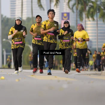 Runner Photo 6337534