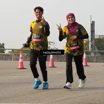 Runner Photo 6337624