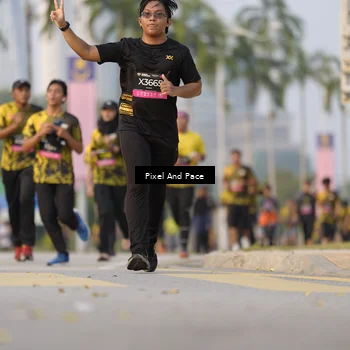 Runner Photo 6337844
