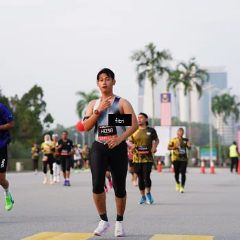 Runner Photo 6337998
