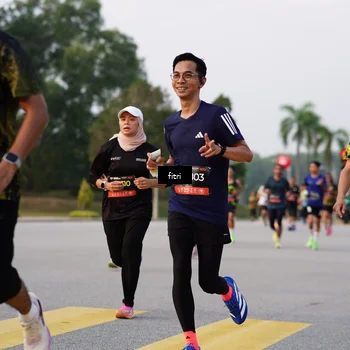 Runner Photo 6338012
