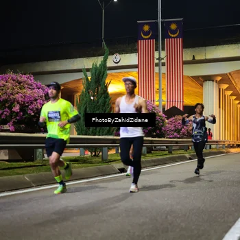 Runner Photo 6338054
