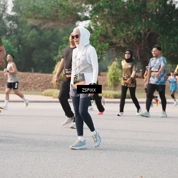 Runner Photo 6338060