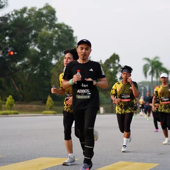 Runner Photo 6338123