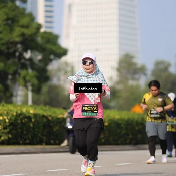 Runner Photo 6338172