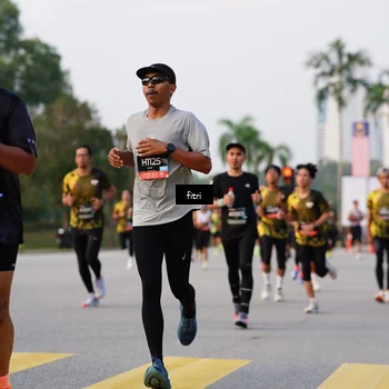 Runner Photo 6338178