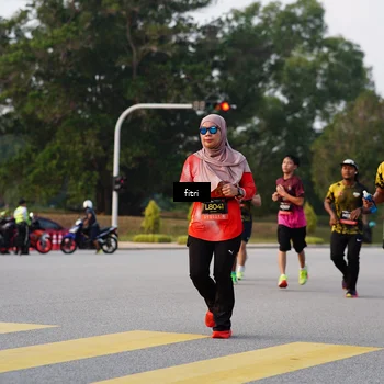 Runner Photo 6338274