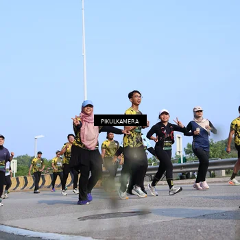 Runner Photo 6338295